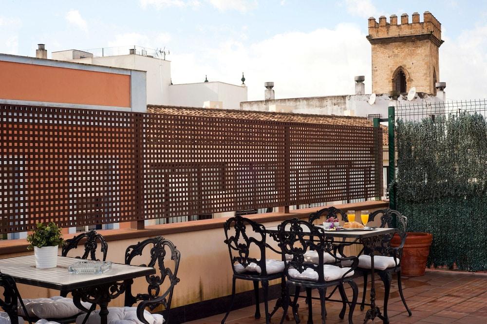 Corral De Chicharos Apartment Seville